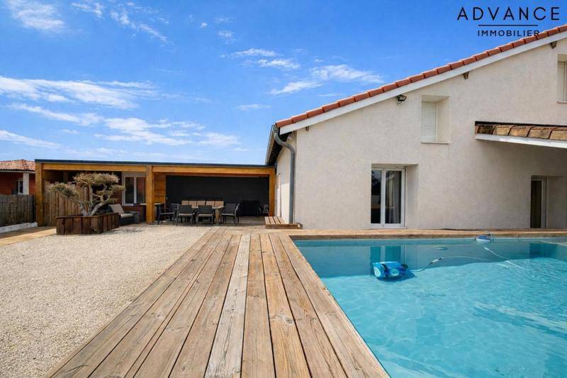 Image de l'annonce Maison contemporaine rénovée - 198 m²