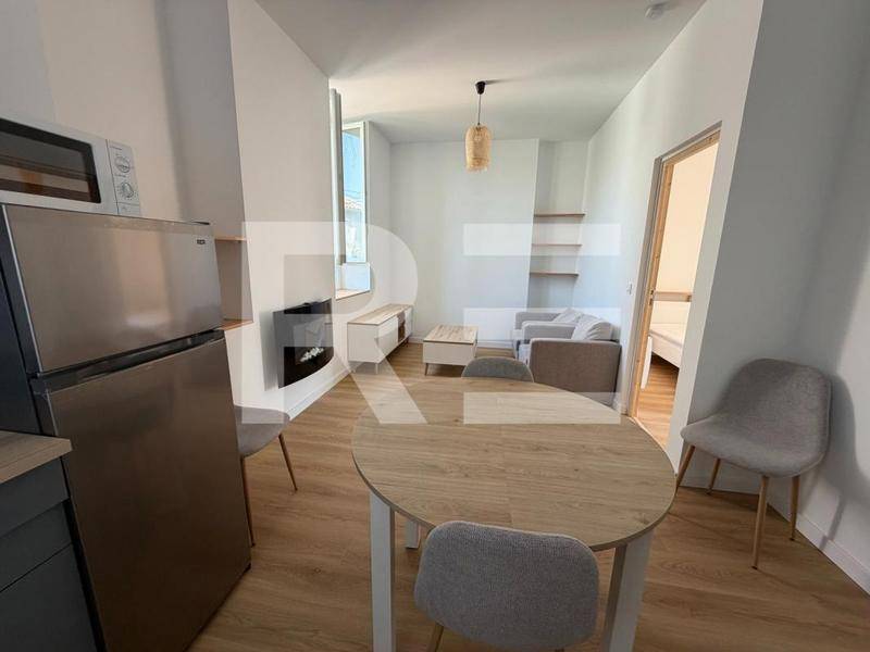 Image de l'annonce COUP DE COEUR: APPARTEMENT RÉNOVÉ, LUMINEUX ET…