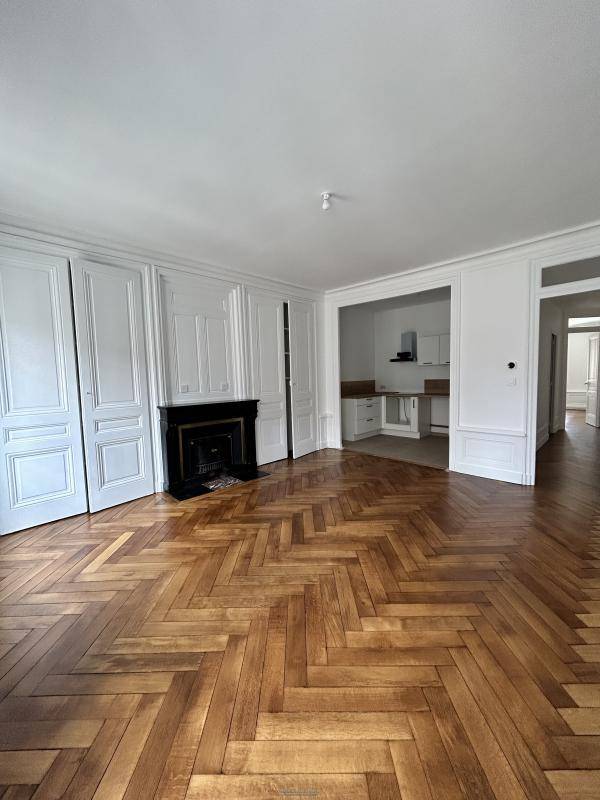 Image de l'annonce F2 - 72.73 m² - Rue d'Enghien…