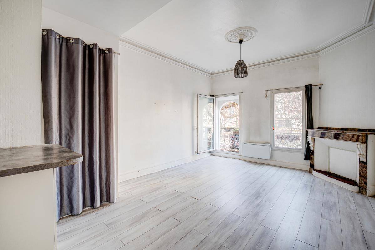 Image de l'annonce GRAND STUDIO AVEC BALCON