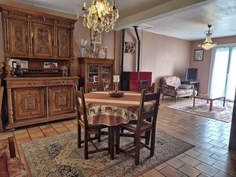 Image de l'annonce MAISON INDIVIDUELLE-SOUS SOL TOTAL-6 CHAMBRES-JARDIN-TERRASSE