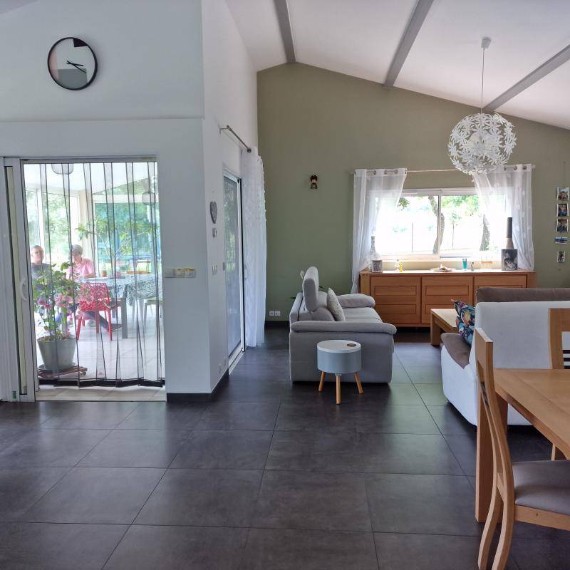 Image de l'annonce Splendide villa face au Ventoux