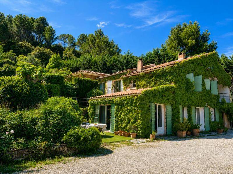 Image de l'annonce SUPERBE PROPRIETE AVEC PISCINE DEPENDANCES LA SAINTE…
