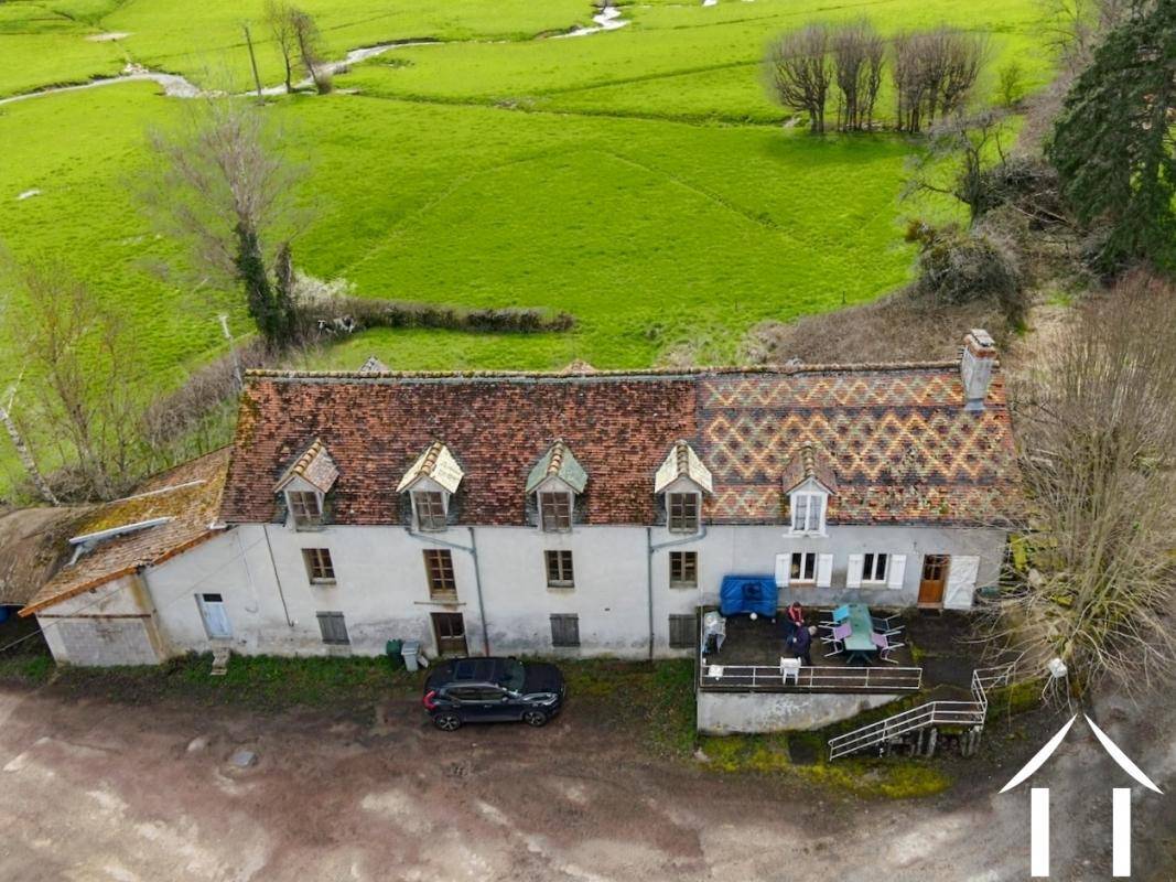 Image de l'annonce Grande maison dans une belle vallée du…