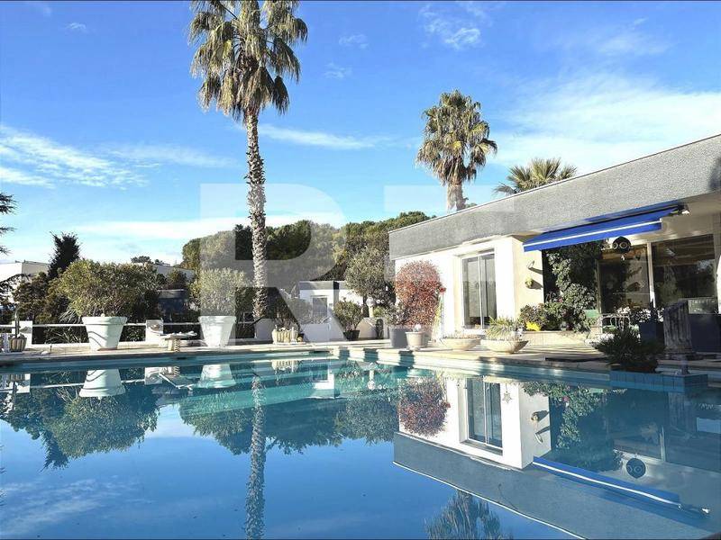 Image de l'annonce VILLA CONTEMPORAINE AVEC DEPENDANCES PISCINE ET POOL…