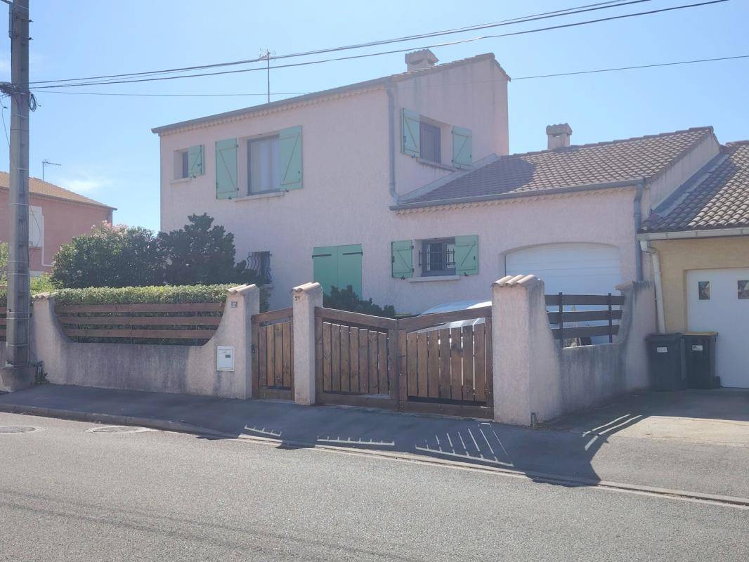 Image de l'annonce VENTE d'une maison de 6 pièces (128…