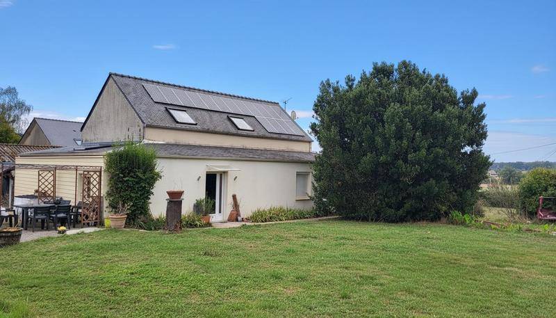 Image de l'annonce Maison avec dépendances et plusieurs hectares au…