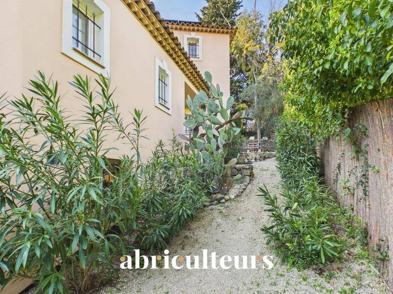 Image de l'annonce Villa d’Exception 313 m² – Autonome, Ultra-Connectée…