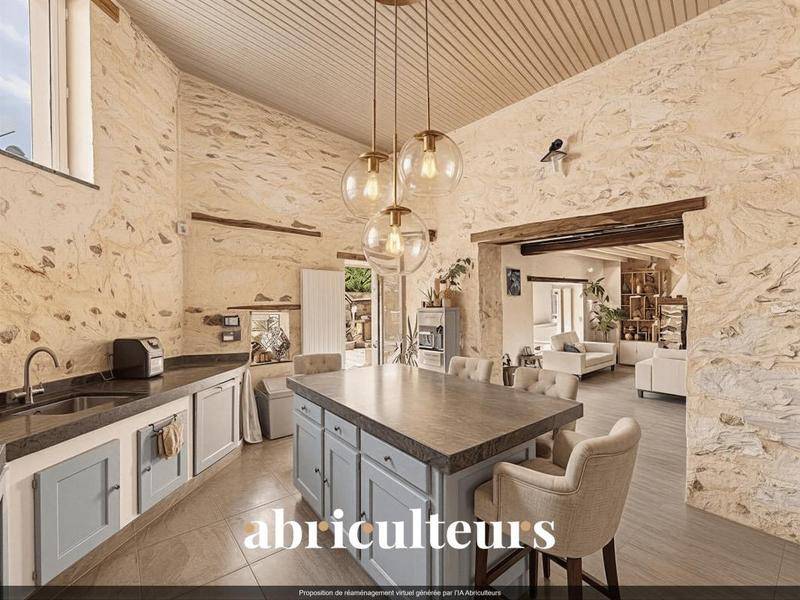 Image de l'annonce Maison de charme bucolique rénovée de 250m²…