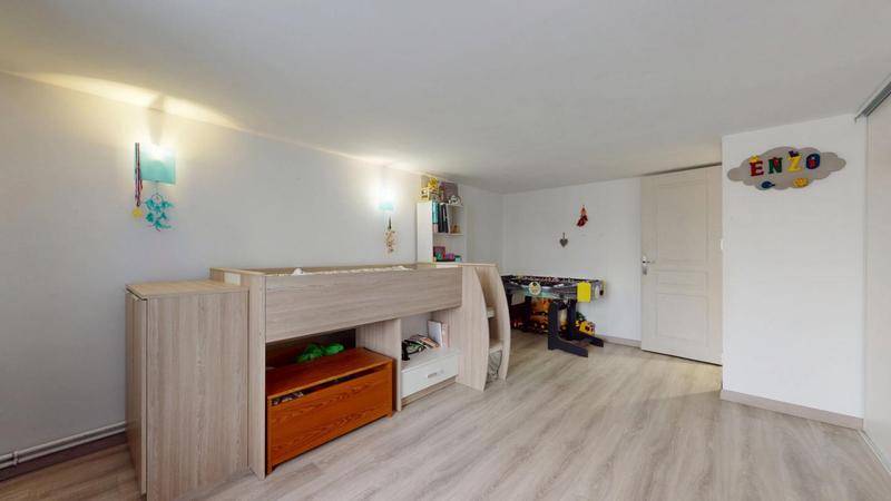 Image de l'annonce Maison T5 avec jardin et double garage