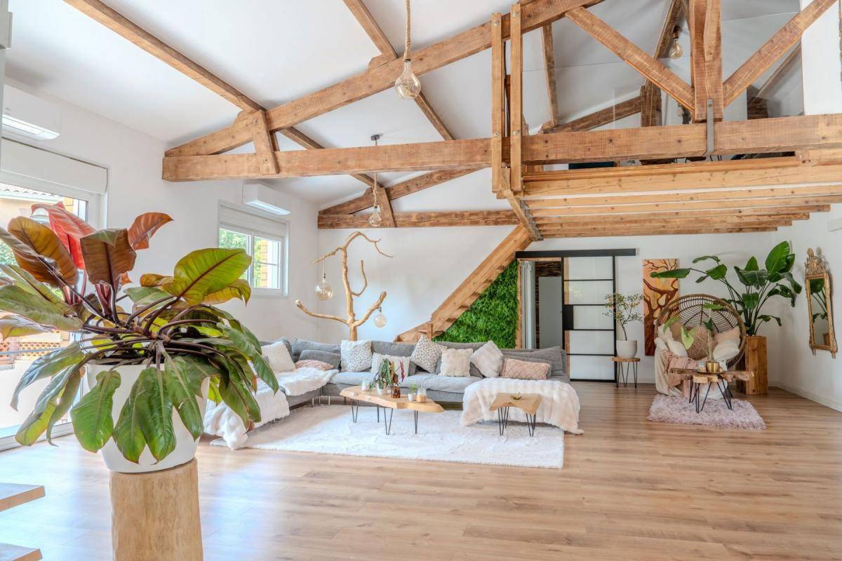 Image de l'annonce Maison de 210 m² de charme à…