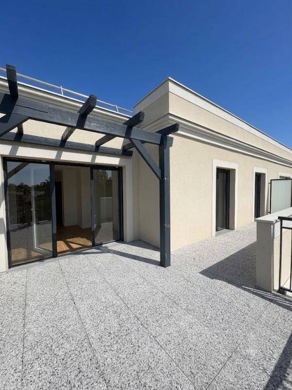 Image de l'annonce 4 PIECES EN DERNIER ETAGE AVEC TERRASSE