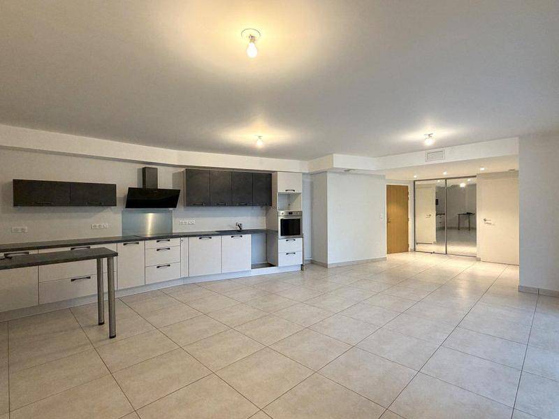 Image de l'annonce A LOUER - T4 99,07 m² -…