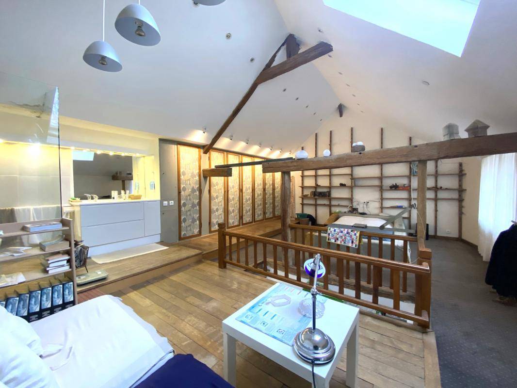 Image de l'annonce MAISON FAMILIALE DE 408M² AVEC JARDIN ET…