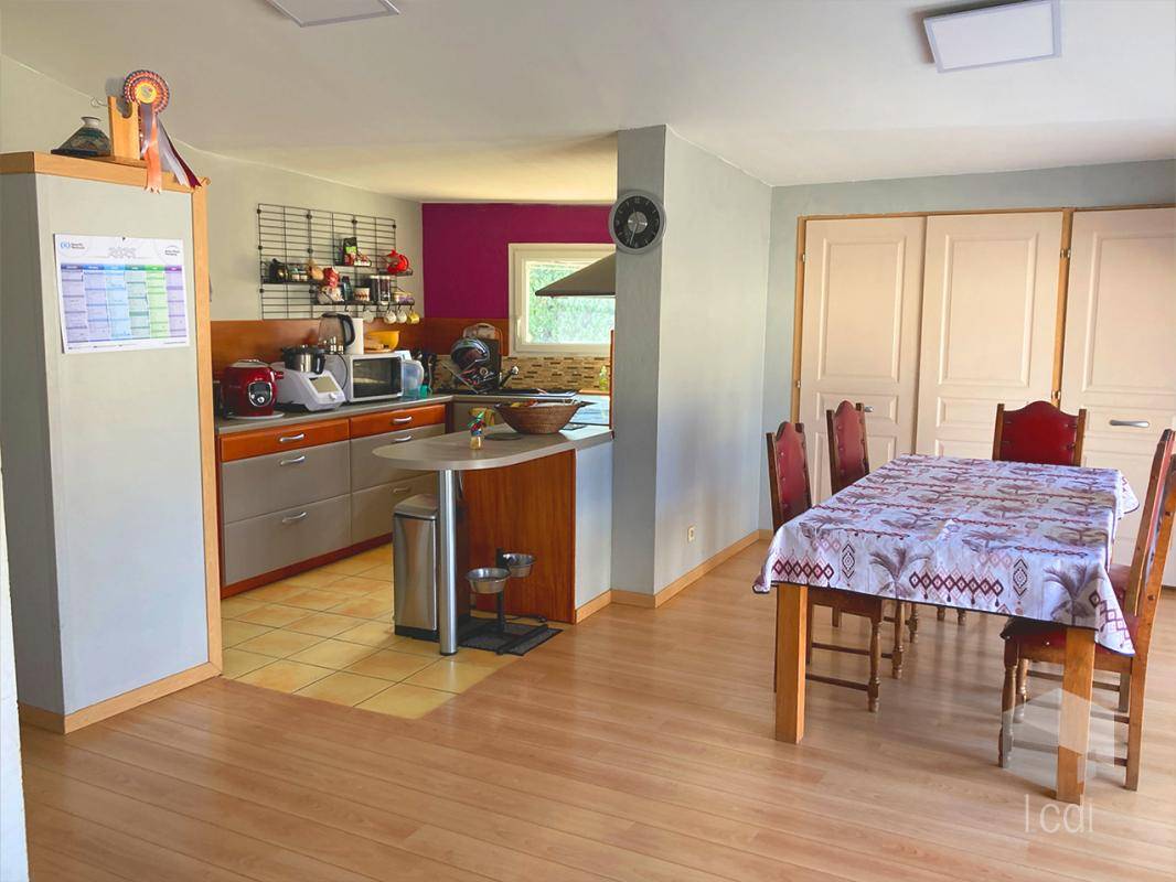 Image de l'annonce LA COUCOURDE, appartement 170 m2 avec local…