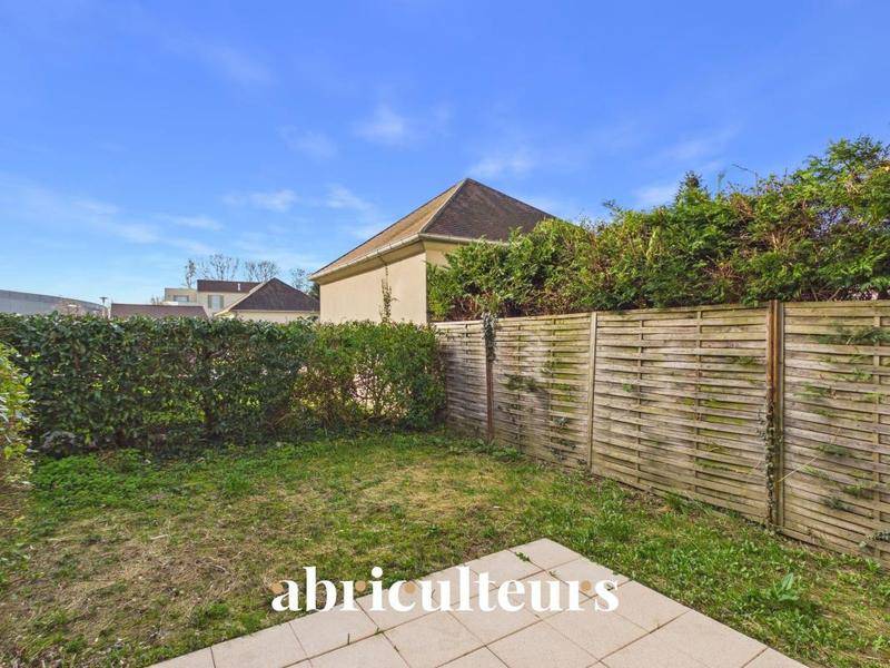 Image de l'annonce Appartement T2 en rez-de-chaussée avec terrasse et…