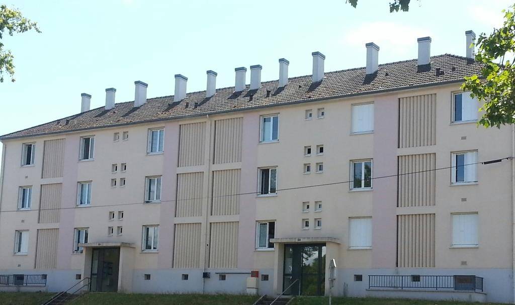 Image de l'annonce A LOUER APPARTEMENT T2 BESSE SUR BRAYE