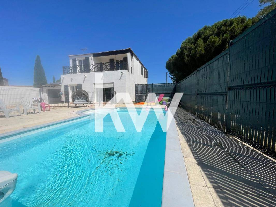 Image de l'annonce CHARMANTE VILLA DE 165M² SUR LA COMMUNE…