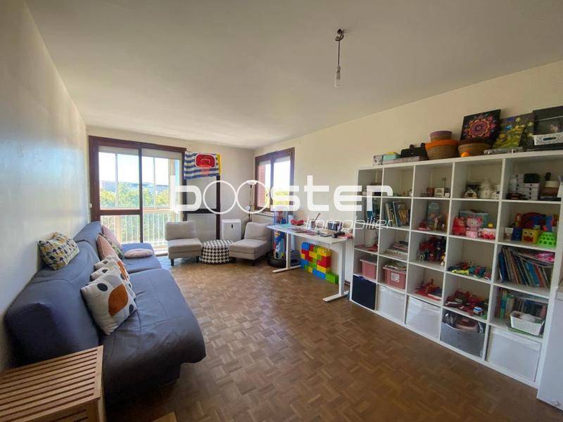 Image de l'annonce Face aux chalets – Spacieux T4 traversant…