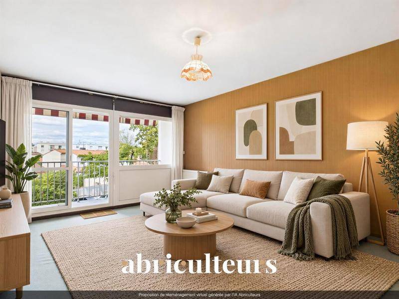 Image de l'annonce T4 traversant de 80 m² avec balcon,…