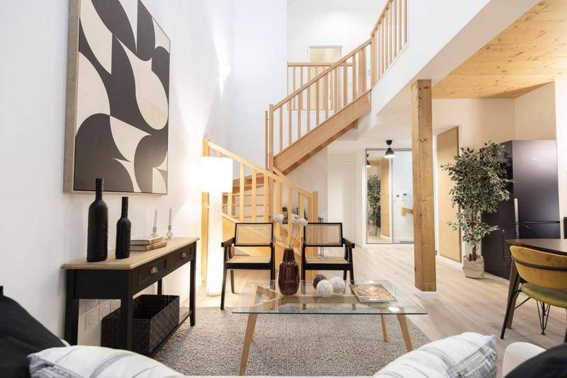 Image de l'annonce 2 PIECES EN DUPLEX AVEC JARDIN PRIVATIF