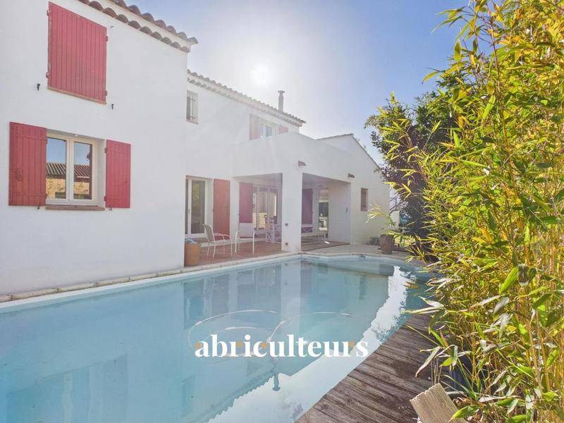 Image de l'annonce LAMBESC - Propriété de 170 m² avec…