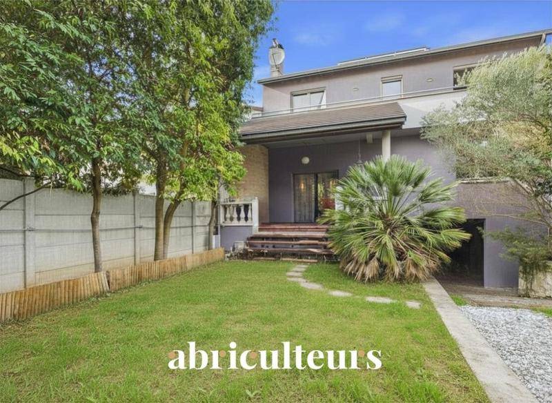 Image de l'annonce Maison familiale contemporaine – 185 m² –…