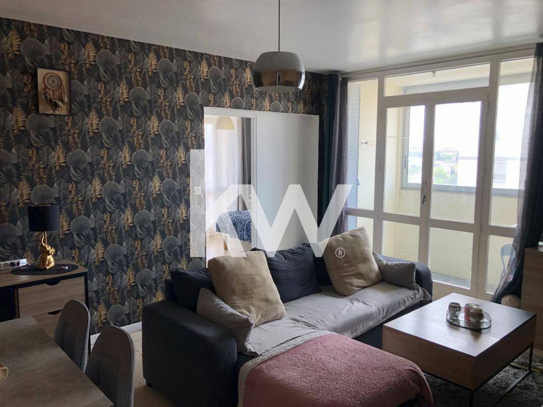 Image de l'annonce Appartement 4 pièces vendu loué à NIMES