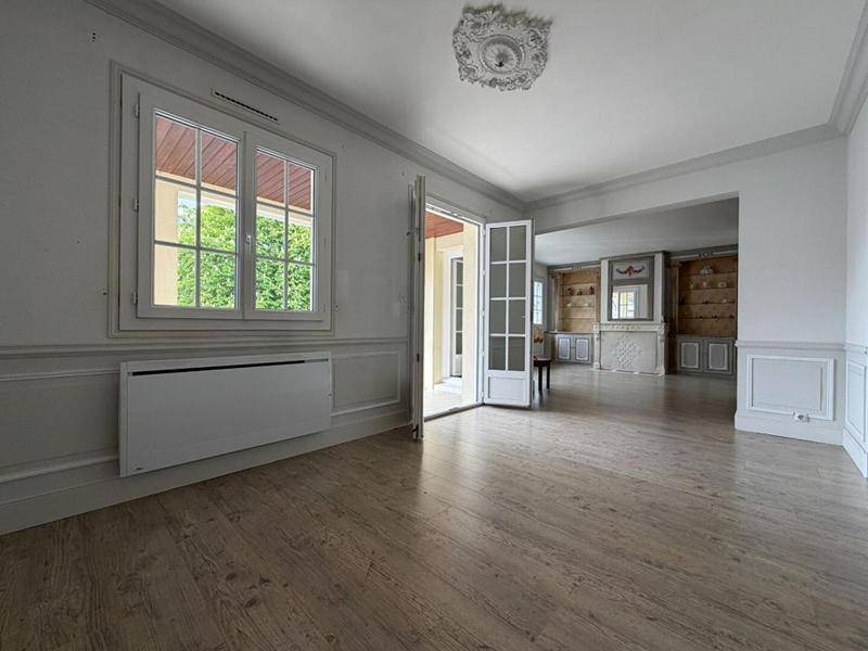Image de l'annonce Maison Lillebonne 3 pièce(s) 141 m2