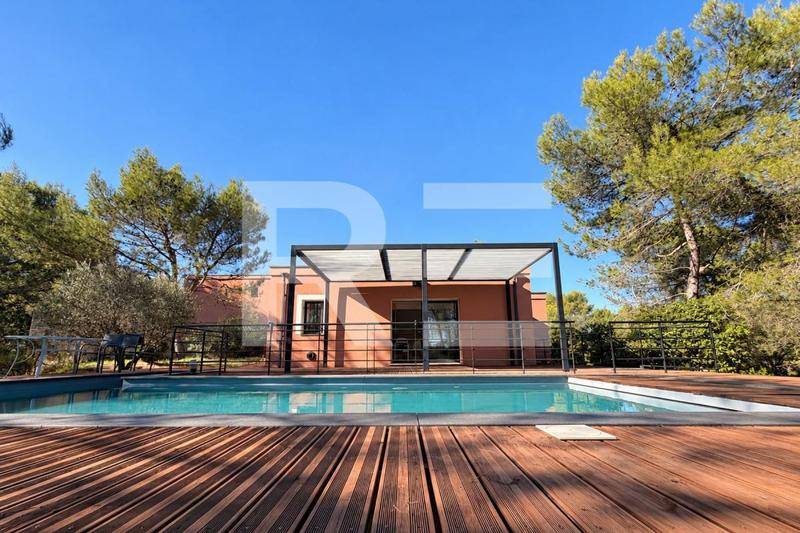 Image de l'annonce Maison 145 m² – 5 chambres, piscine,…