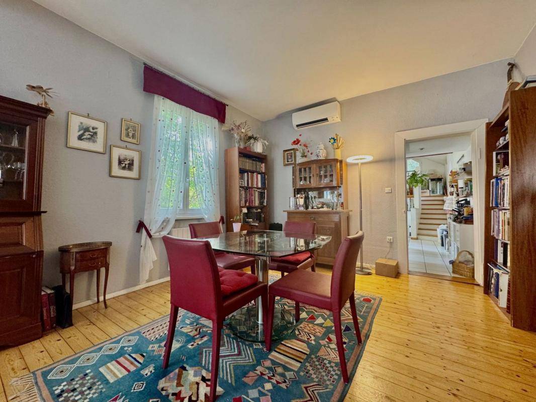 Image de l'annonce VENTE d'un appartement de 5 pièces (124…