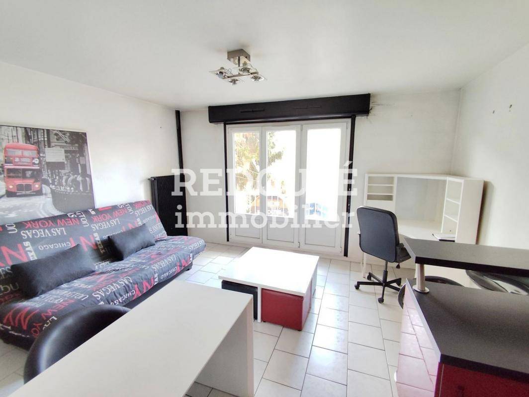 Image de l'annonce REIMS Studio balcon place de parking à…