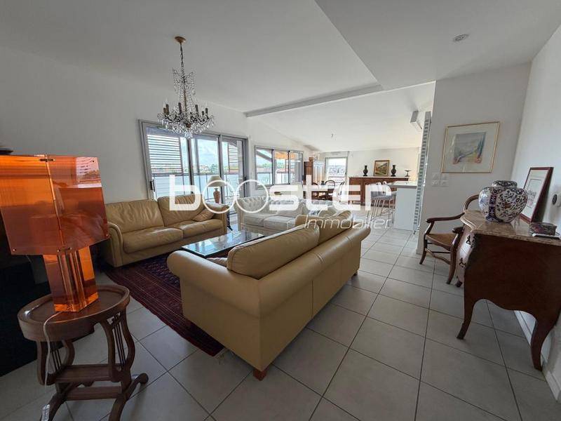 Image de l'annonce Exceptionnel appartement-maison sur le toit 5 pièces…