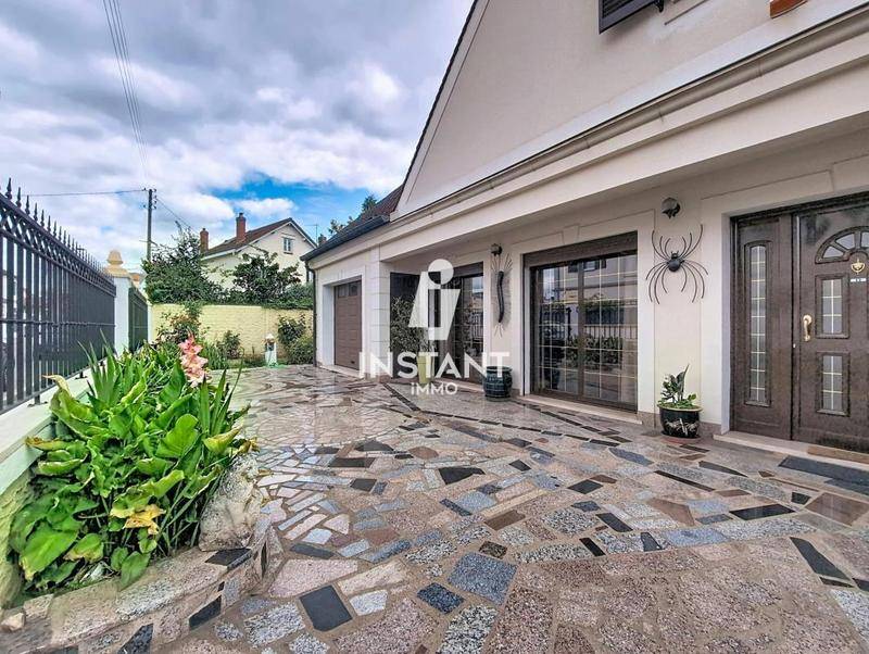 Image de l'annonce Maison familiale, 5 chambres, garage