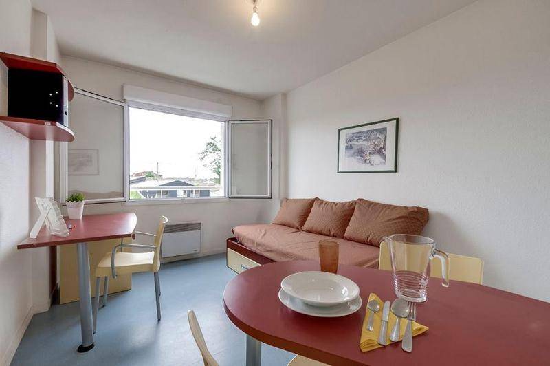 Image de l'annonce Studio 20 m² – centre Bordeaux