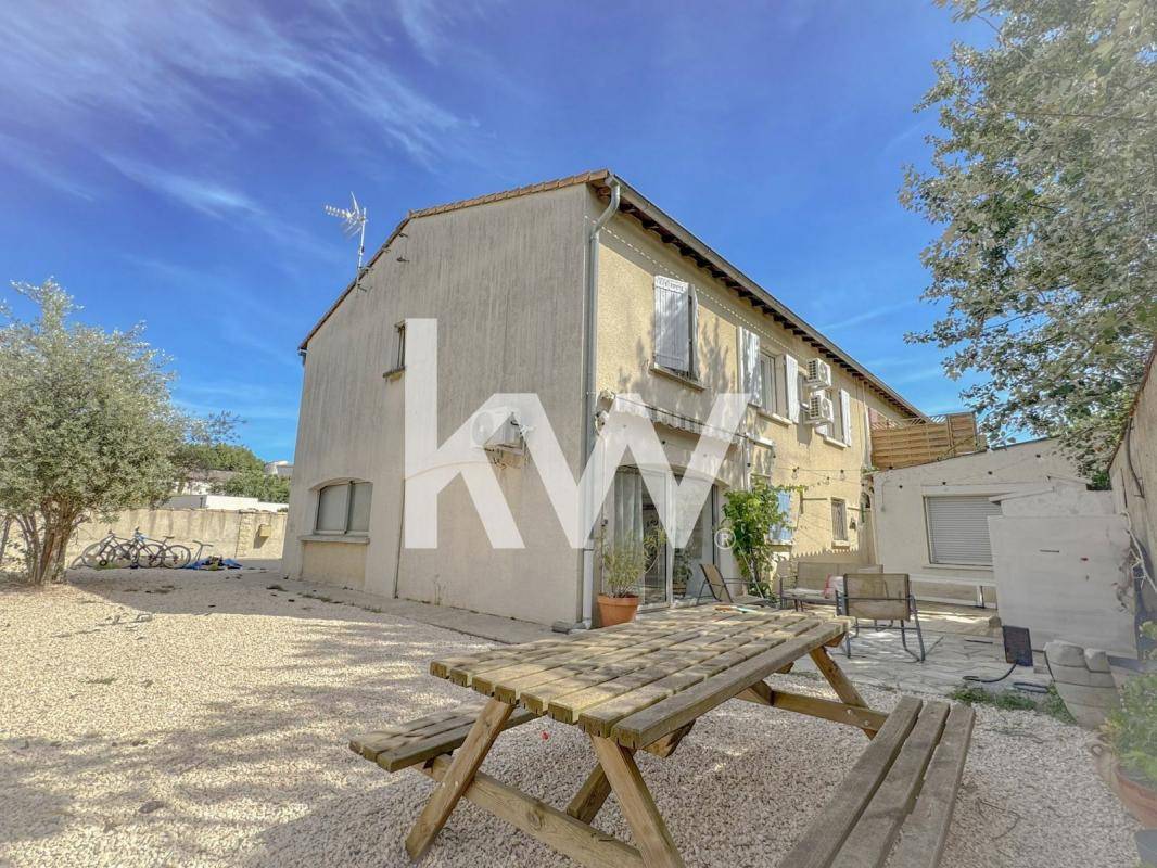 Image de l'annonce Villa 142 m² à SAINT GILLES