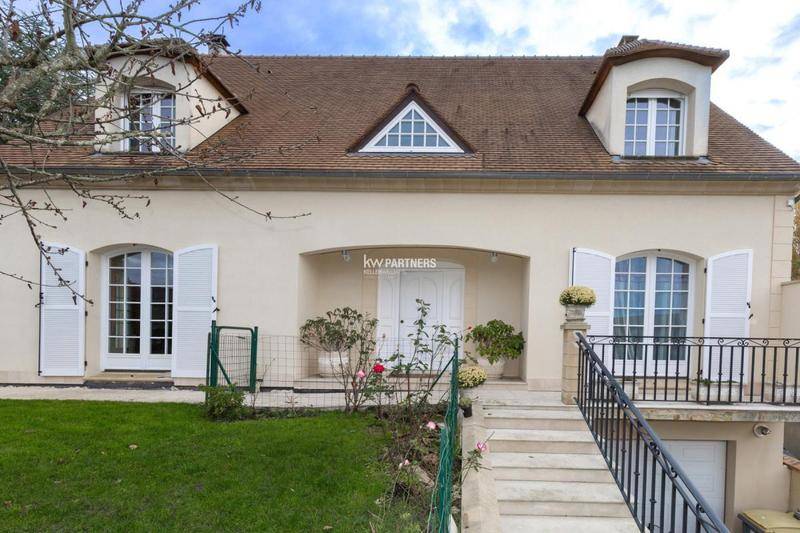Image de l'annonce Maison 8 pièces à vendre à MORAINVILLIERS
