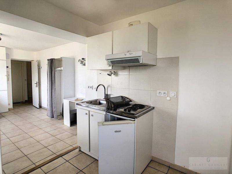 Image de l'annonce A LOUER - STUDIO 25.22 m² -…