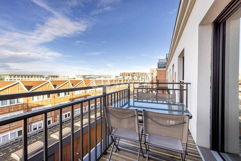 Image de l'annonce COURBEVOIE "VILLAGE DELAGE" - 3 PIECES 68…