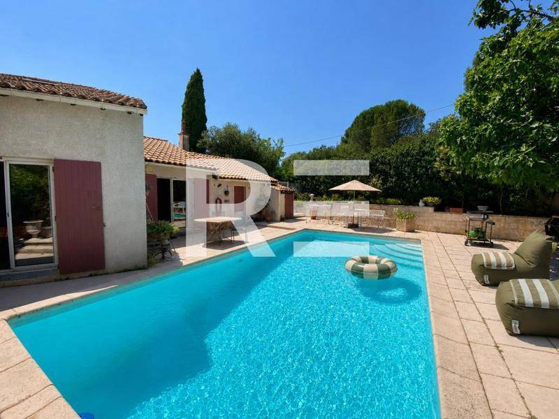 Image de l'annonce Nîmes, maison avec piscine et jardin