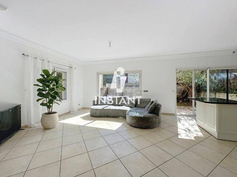 Image de l'annonce CRETEIL - CENTRE ANCIEN - RUE DU…