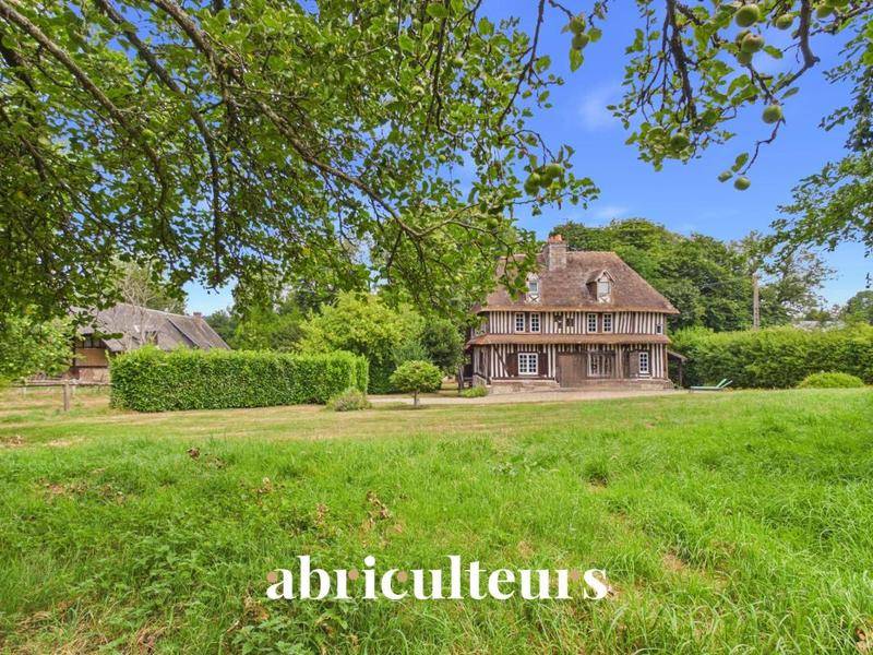 Image de l'annonce Propriété normande de caractère avec vastes dépendances,…