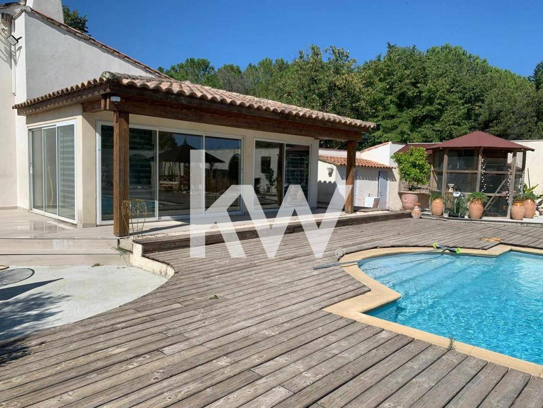 Image de l'annonce Maison 305 m² avec piscine et appartement…