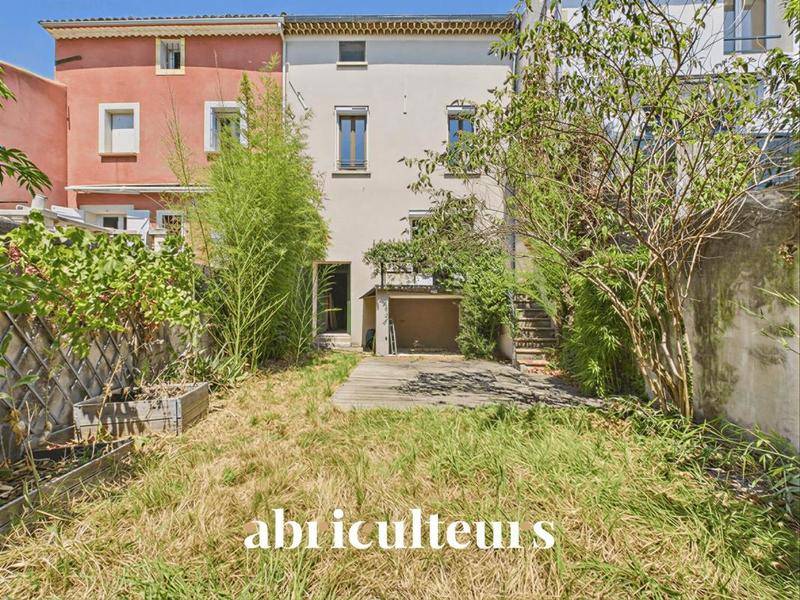 Image de l'annonce Maison de village avec jardin, garage, cave…
