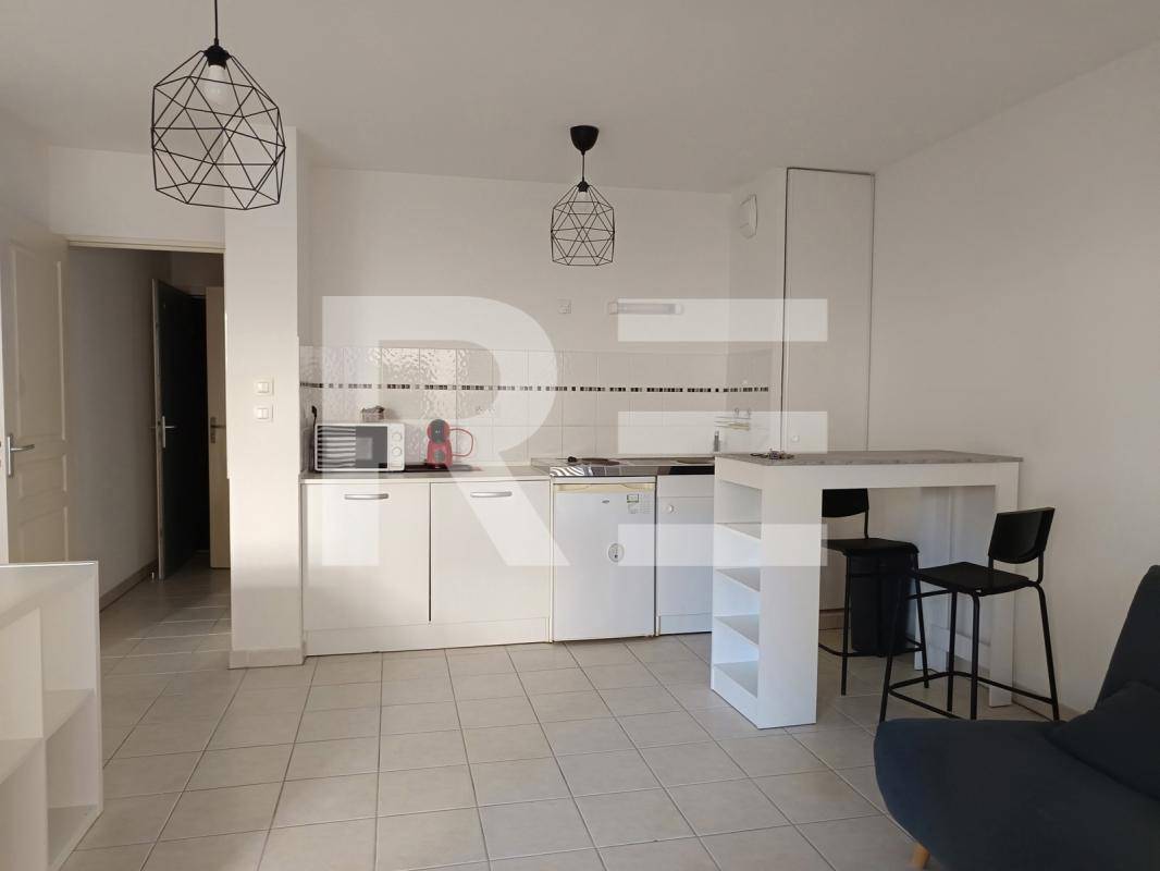 Image de l'annonce Studio avec terrasse immeuble récent, quartier Jean-Jaurès