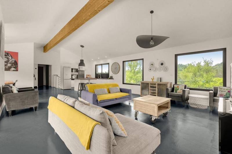 Image de l'annonce Maison contemporaine 170m² - piscine - vue…
