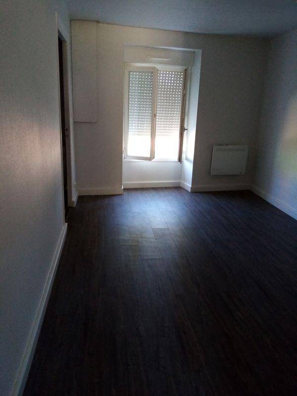 Image de l'annonce Maison T4 100 m² 770 €
