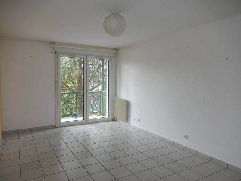 Image de l'annonce F2 - Balcon - Cave - Parking