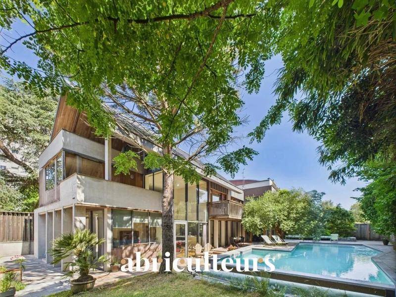 Image de l'annonce Splendide maison d'architecte dans un écrin de…