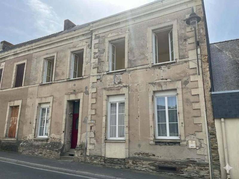 Image de l'annonce Maison de bourg Combrée à 12 minutes…